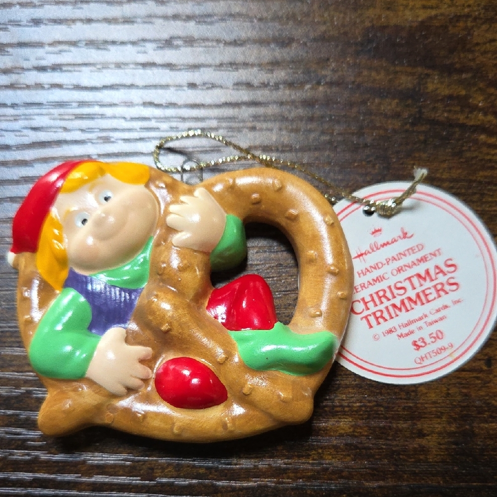 Hallmark 1983 Christmas Trimmers ELF AND PRETZEL ceramic Ornament